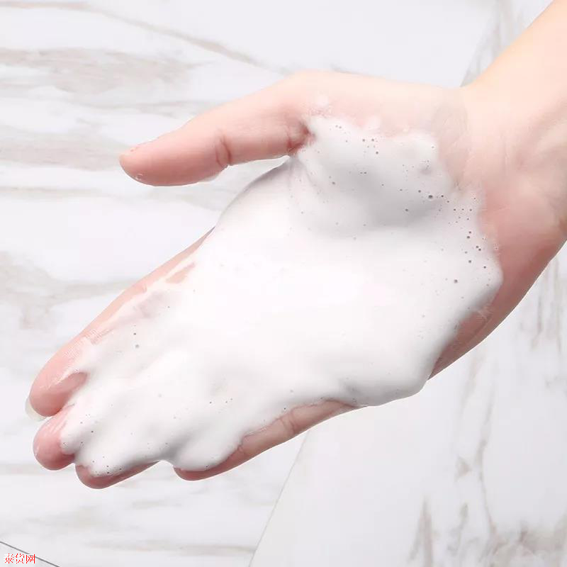 c50eb0c589e74e478c6c7f9f7d18043e.jpg